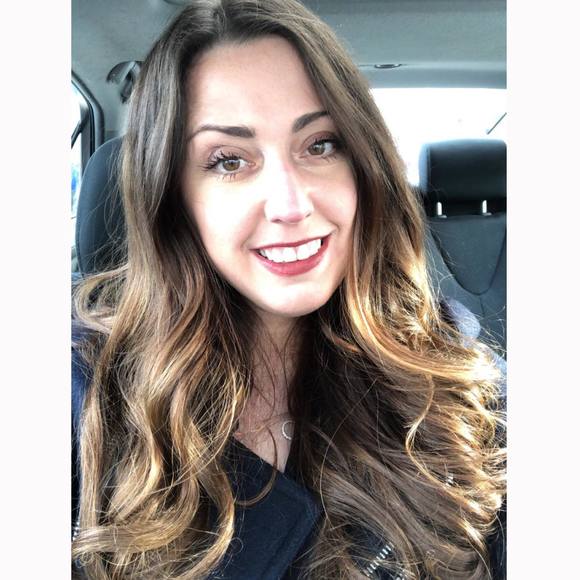 Meet your Posher, Kimberly - Picture 1 of 1